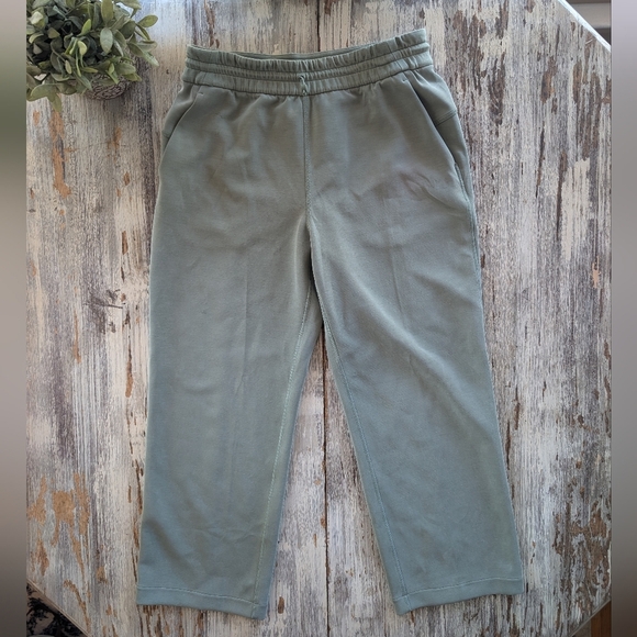 Lululemon Softstreme High-Rise Straight-Leg Cropped Pant Green Women's 6 - Picture 3 of 11